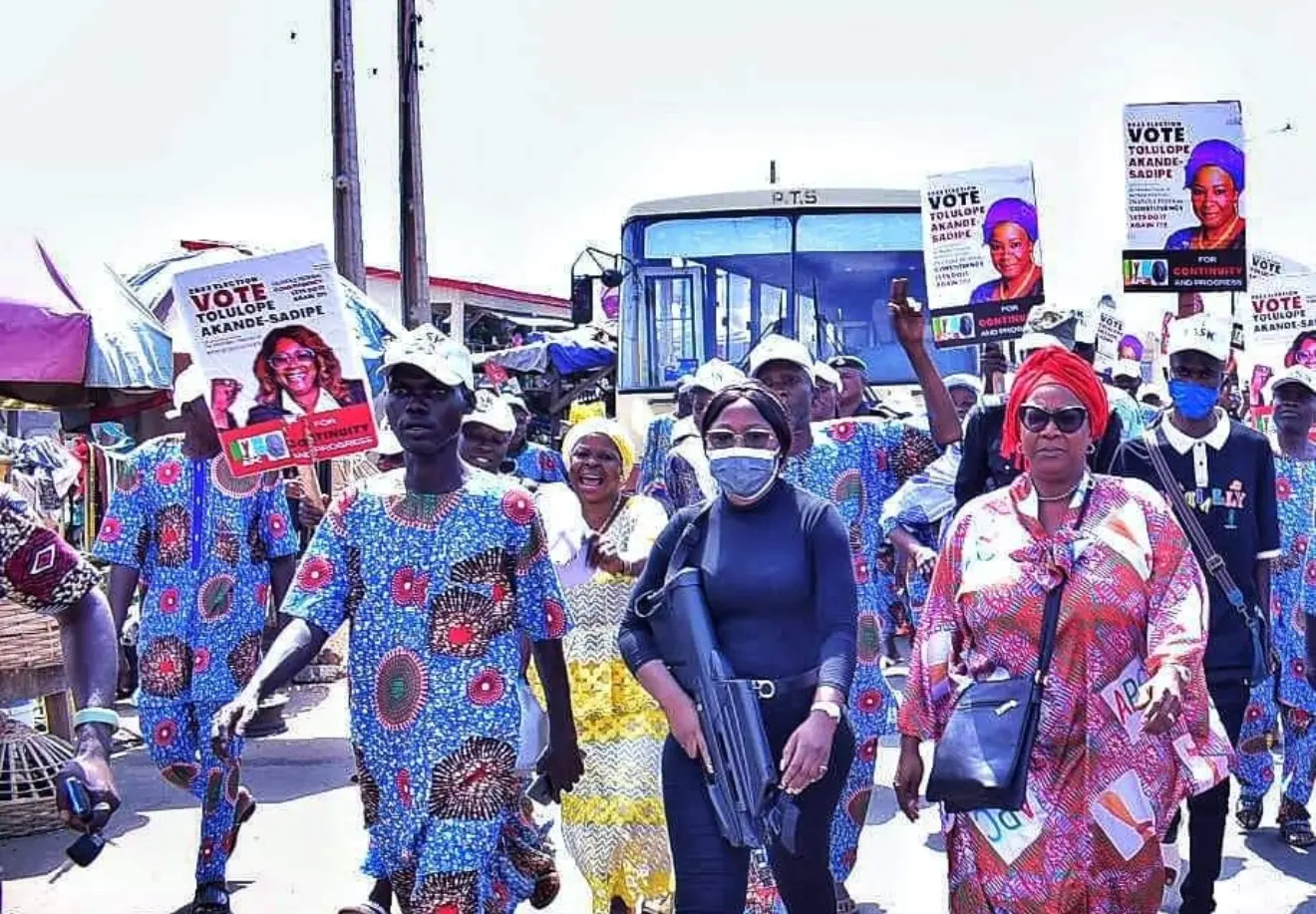 Hon. Tolulope Akande-Sadipe (right)