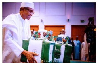 Buhari-budget-presentation-490×315