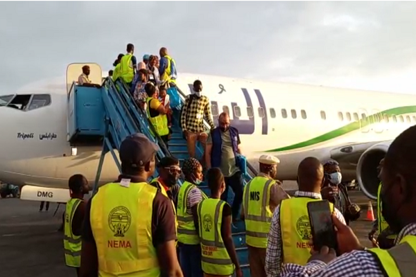 Stranded-Nigerians-from-Chad